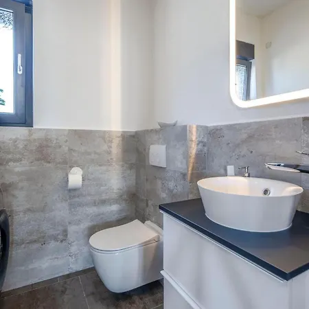 Dalmatinka Holiday home