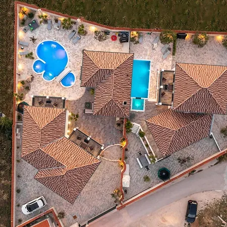 Dalmatinka Holiday home *