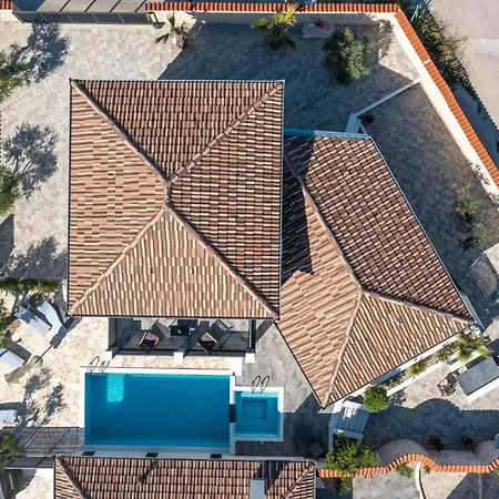 Dalmatinka Holiday home