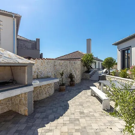Holiday home Dalmatinka *